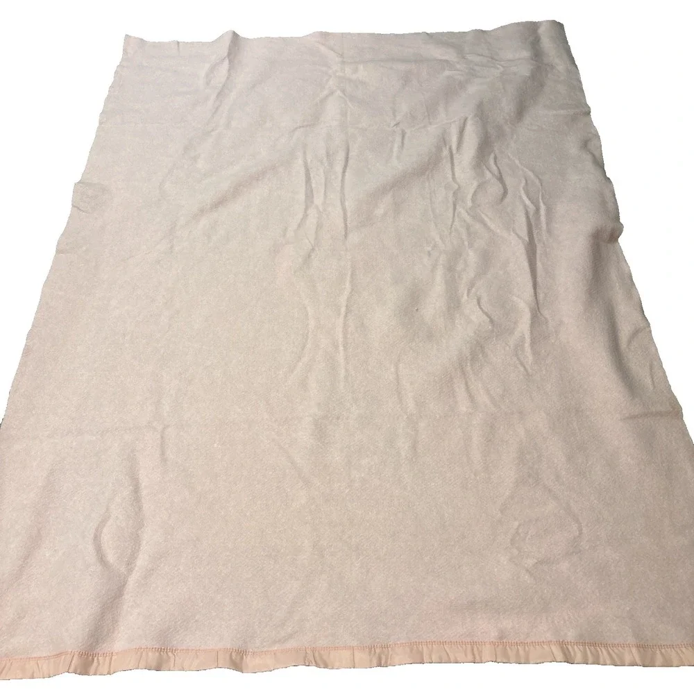 Vintage Twin/Full Size Satin Trim Pastel Pink Blanket Large 66